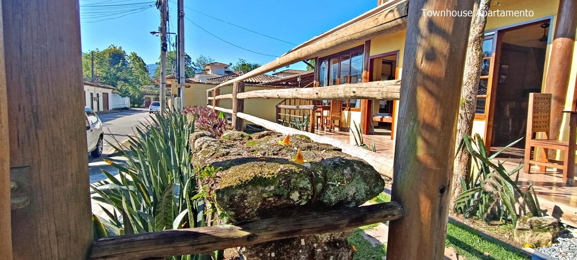 Townhouse Apartamento Aurora Parati Exterior foto
